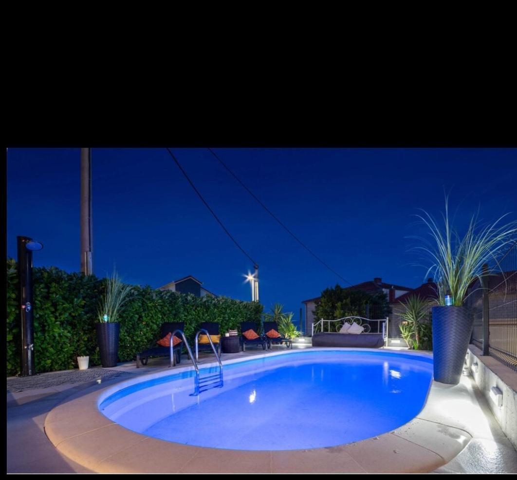 Apartments Villa 9 Подстрана Екстериор снимка